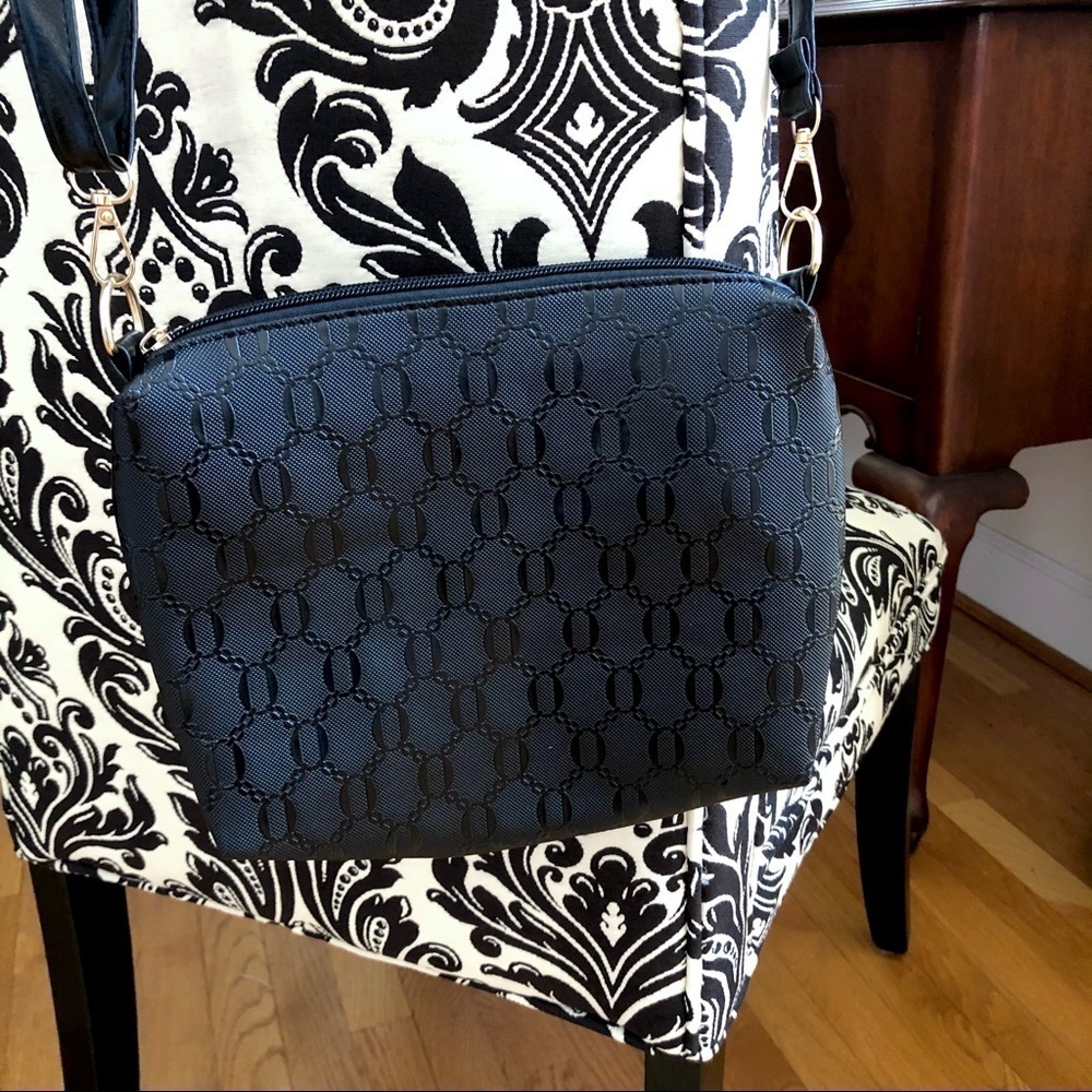 NEW Lightweight Black Crossbody